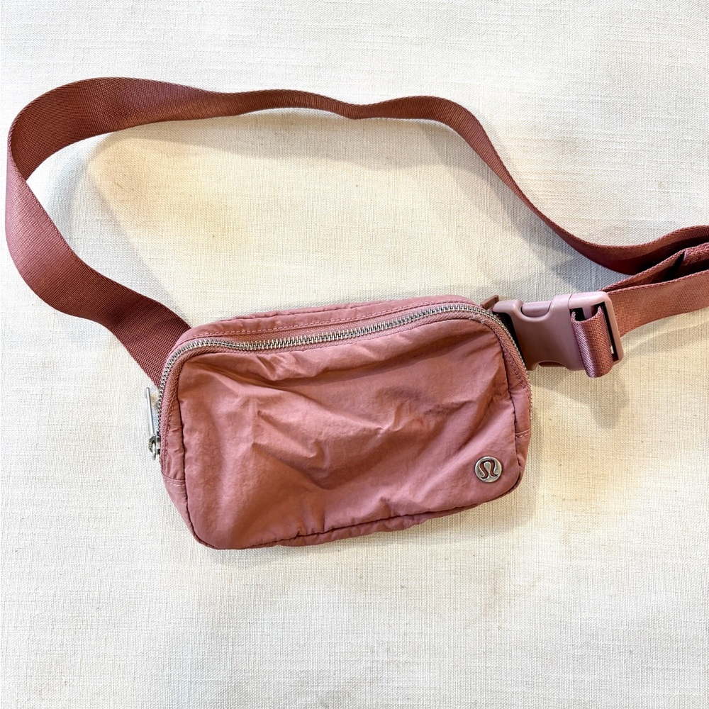 lululemon athletica Crossbody Bag